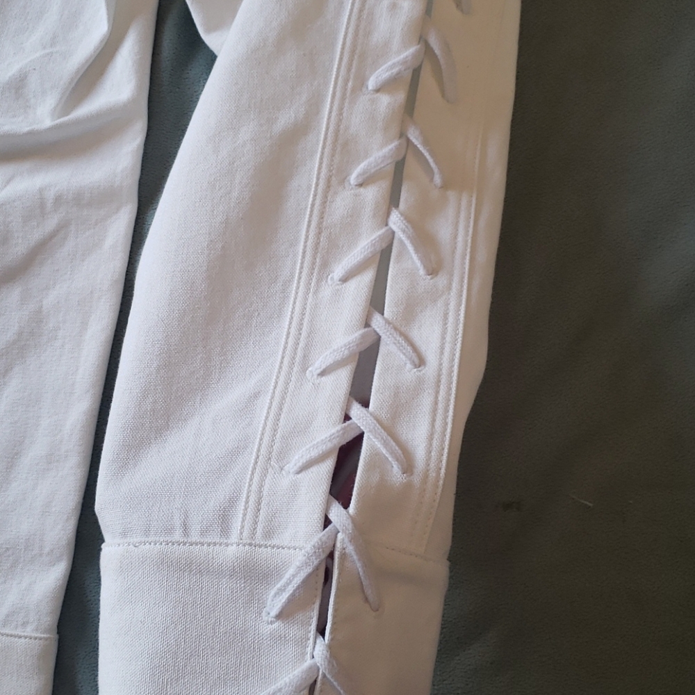 Jill Stuart Ingrid Crop Jeans - Picture 4 of 9